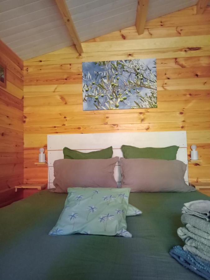 Chalet "Le Petit Olivier" Gites Appart 'Hotel L'Echappee Belle D'Aubenas Logement 2 Sur 3 ภายนอก รูปภาพ